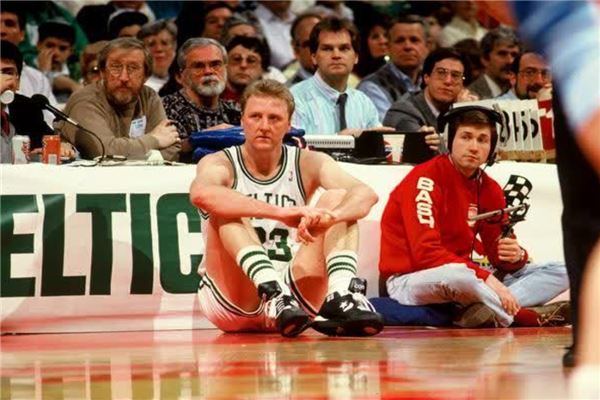 出现宽阔的 出现宽阔的