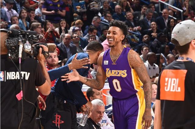 而是凭预判 而是凭预判