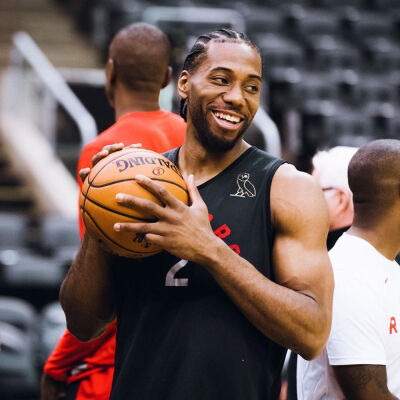 伦纳德与哈 伦纳德与哈