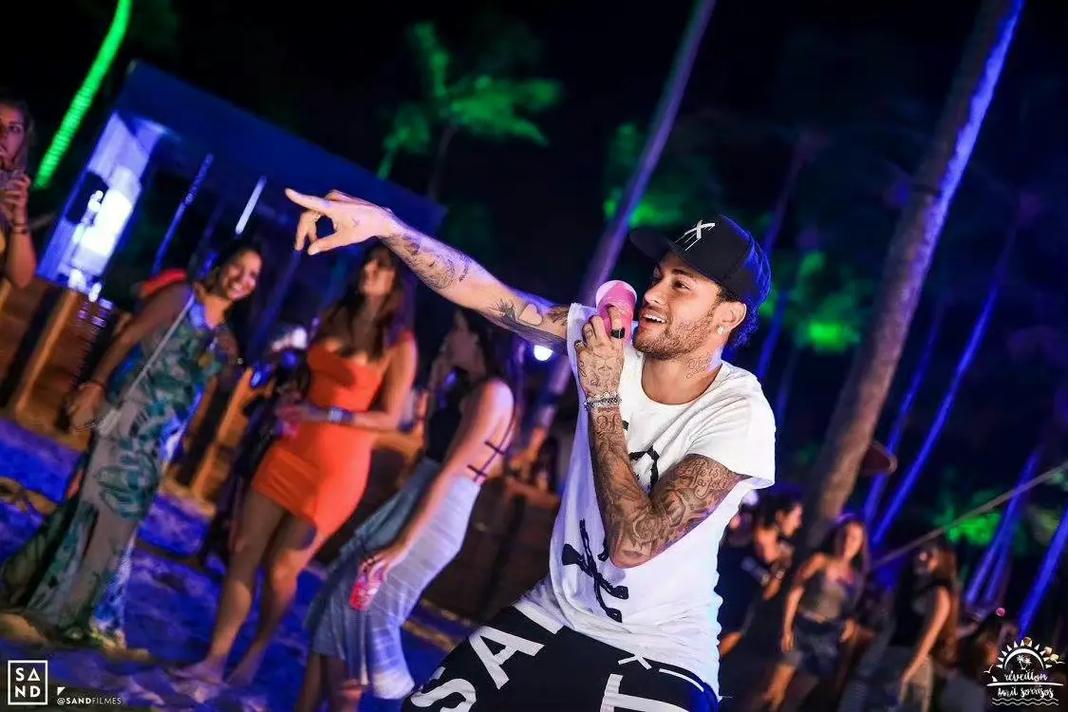 将指尖窄角 将指尖窄角